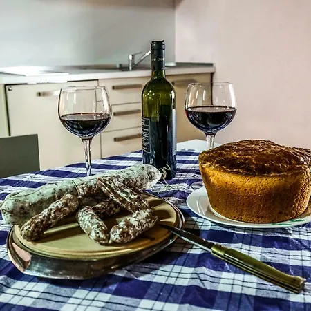 Le Aie Di Postignano Sellano