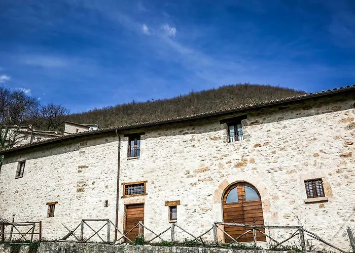 Le Aie Di Postignano